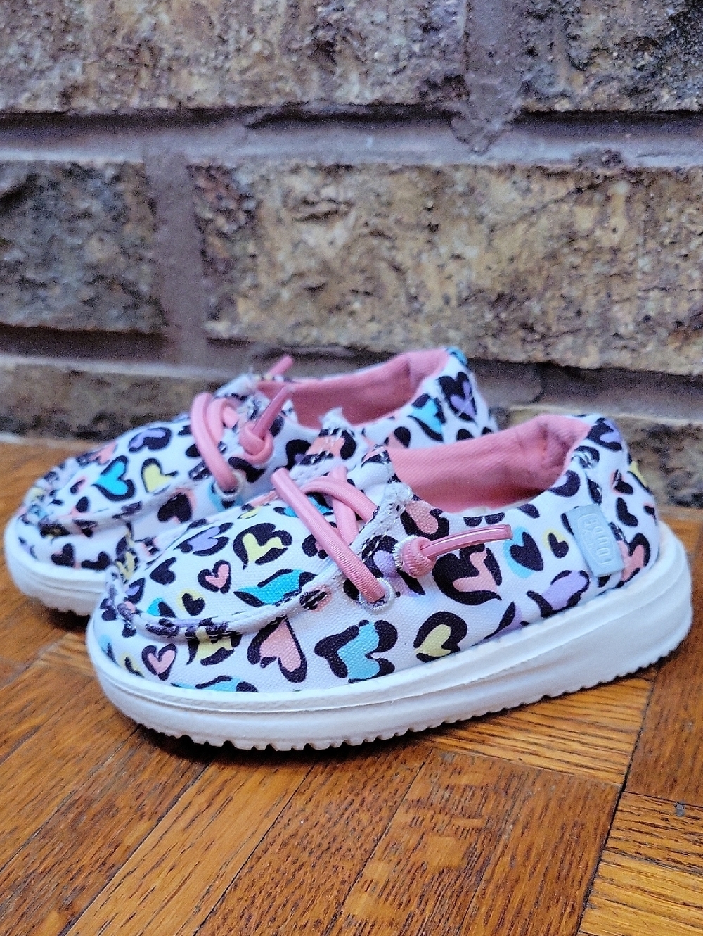 Hey Dude White Leopard Toddler Slip on Hearts Size 5